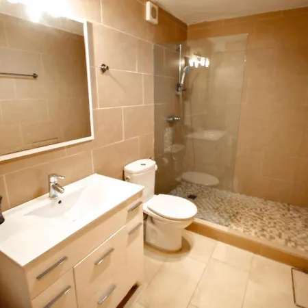 Alice - With Private Swimming Pool In * 贝尼萨